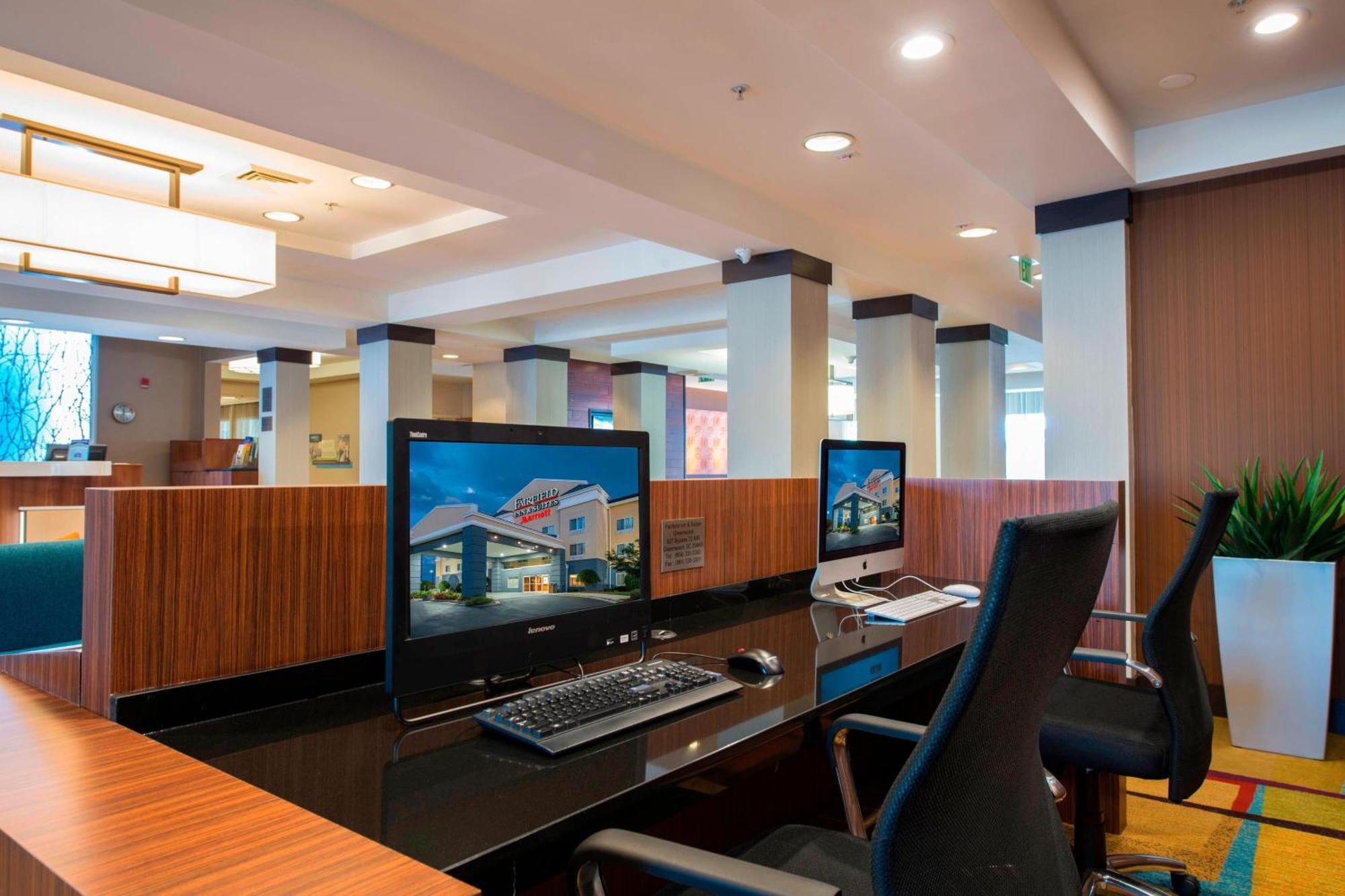 Fairfield Inn & Suites By Marriott Greenwood Exteriör bild